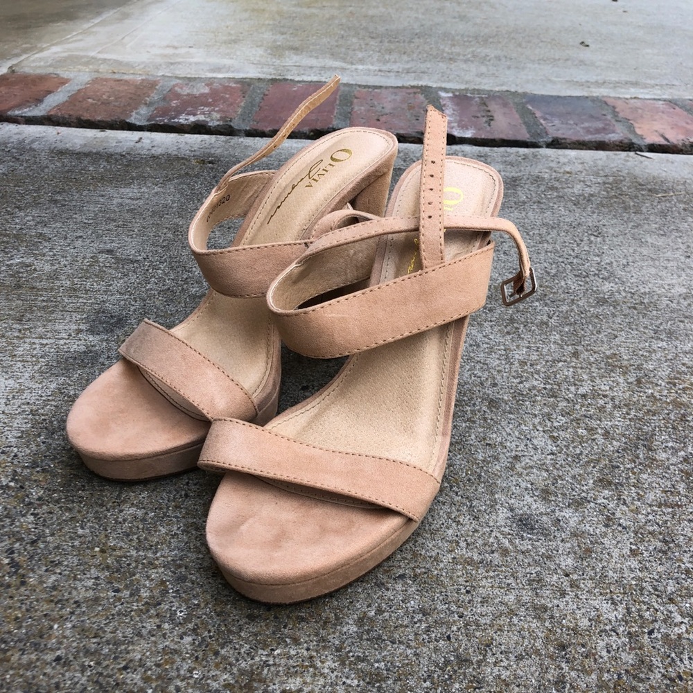 Nude heels